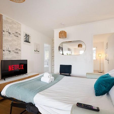 Appartement 4 Chambres ช็องปิญญี-โซร์-มาร์น ภายนอก รูปภาพ