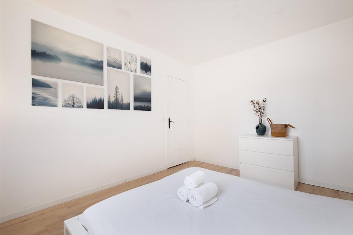 Appartement 4 Chambres ช็องปิญญี-โซร์-มาร์น ภายนอก รูปภาพ