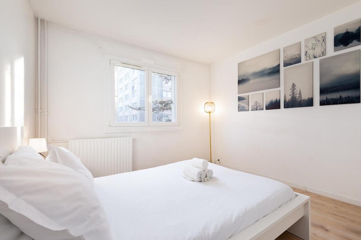 Appartement 4 Chambres ช็องปิญญี-โซร์-มาร์น ภายนอก รูปภาพ